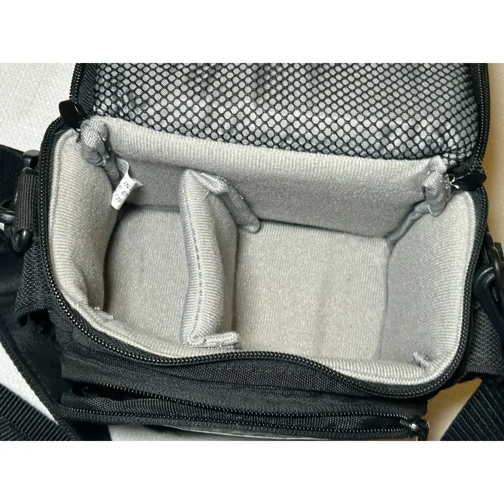 Lowepro Edit 110 Small Black Padded Camera/Camcorder Bag w/ Shoulder Strap